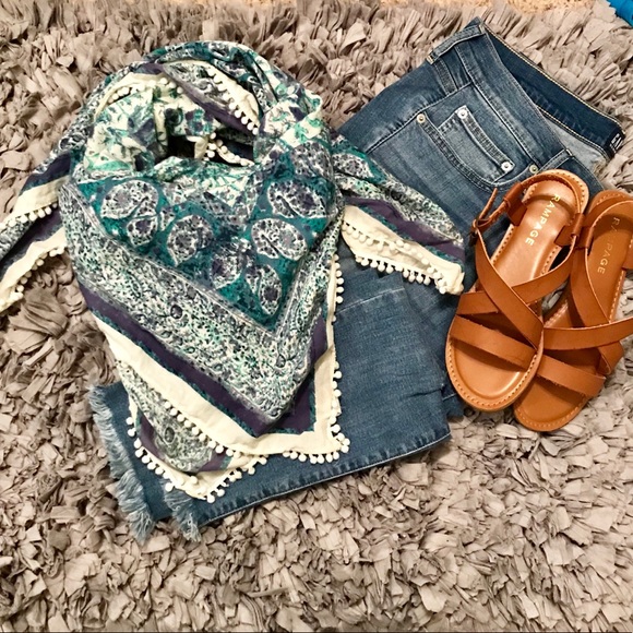 American Eagle Outfitters Accessories - American Eagle Scarf